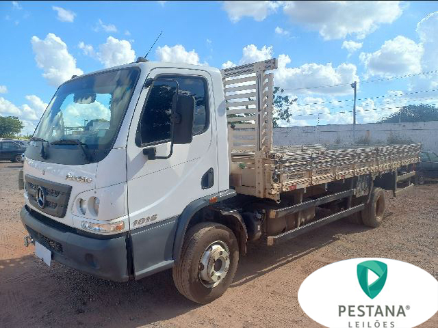 MERCEDES BENZ ACCELO 20/20